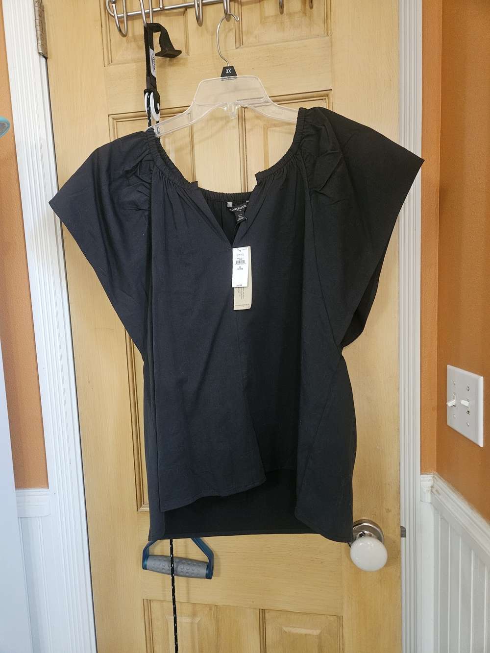 Banana Republic Black Flutter Sleeve Peasant Top - XLP